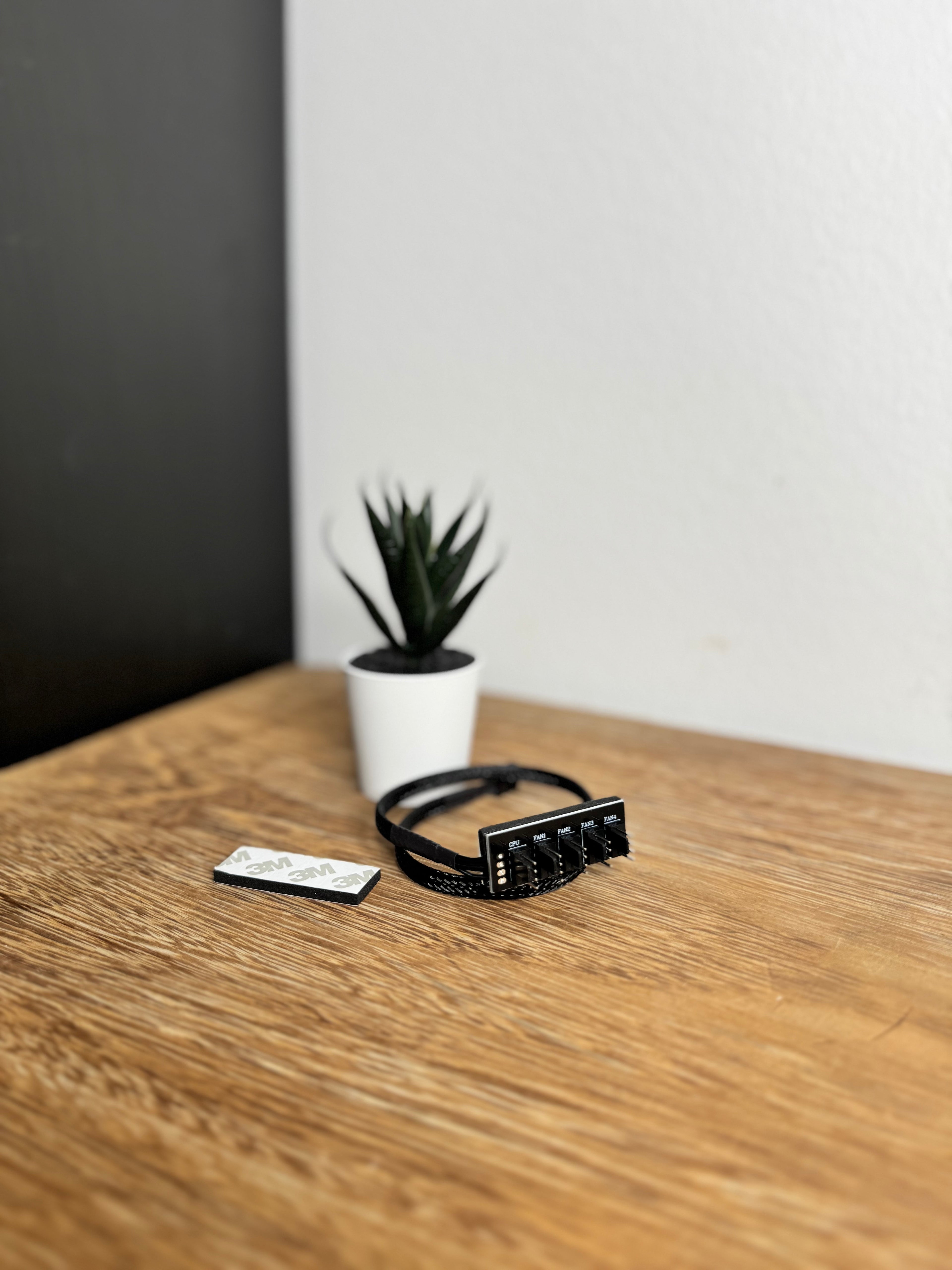 4-Pin PWM Fan Hub – 1→5 tuuletinjakaja